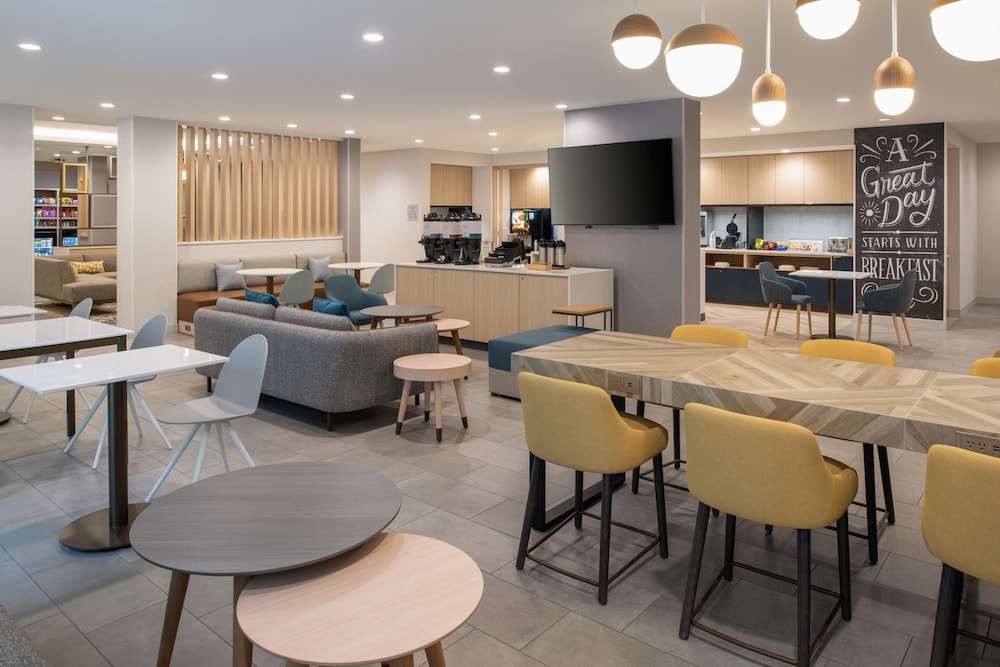 TownePlace Suites by Marriott Eugene - photo 27