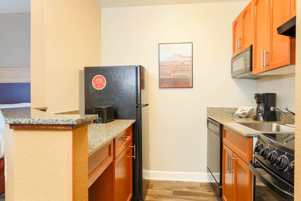 Suburban Studios Denver Tech Center - photo 26