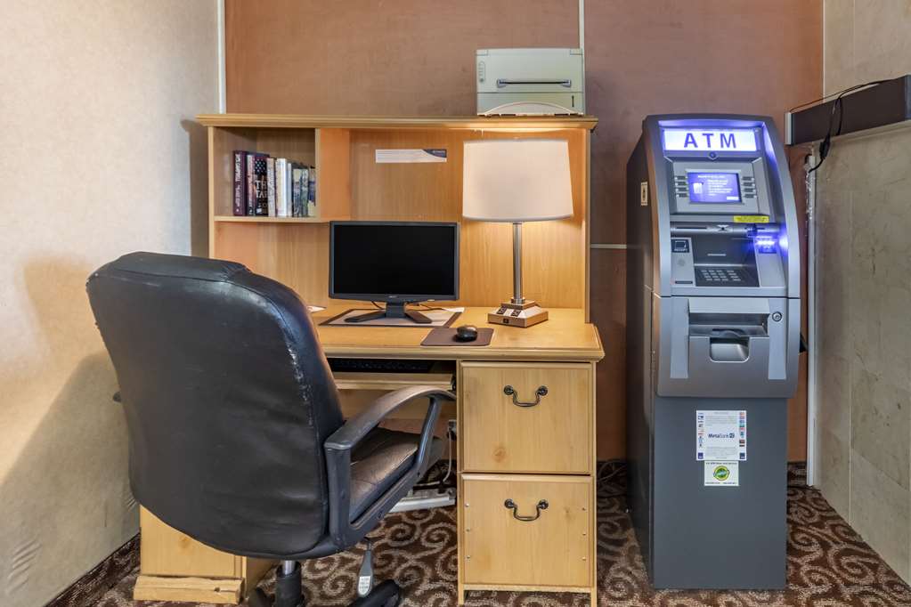 Econo Lodge Billings - photo 32