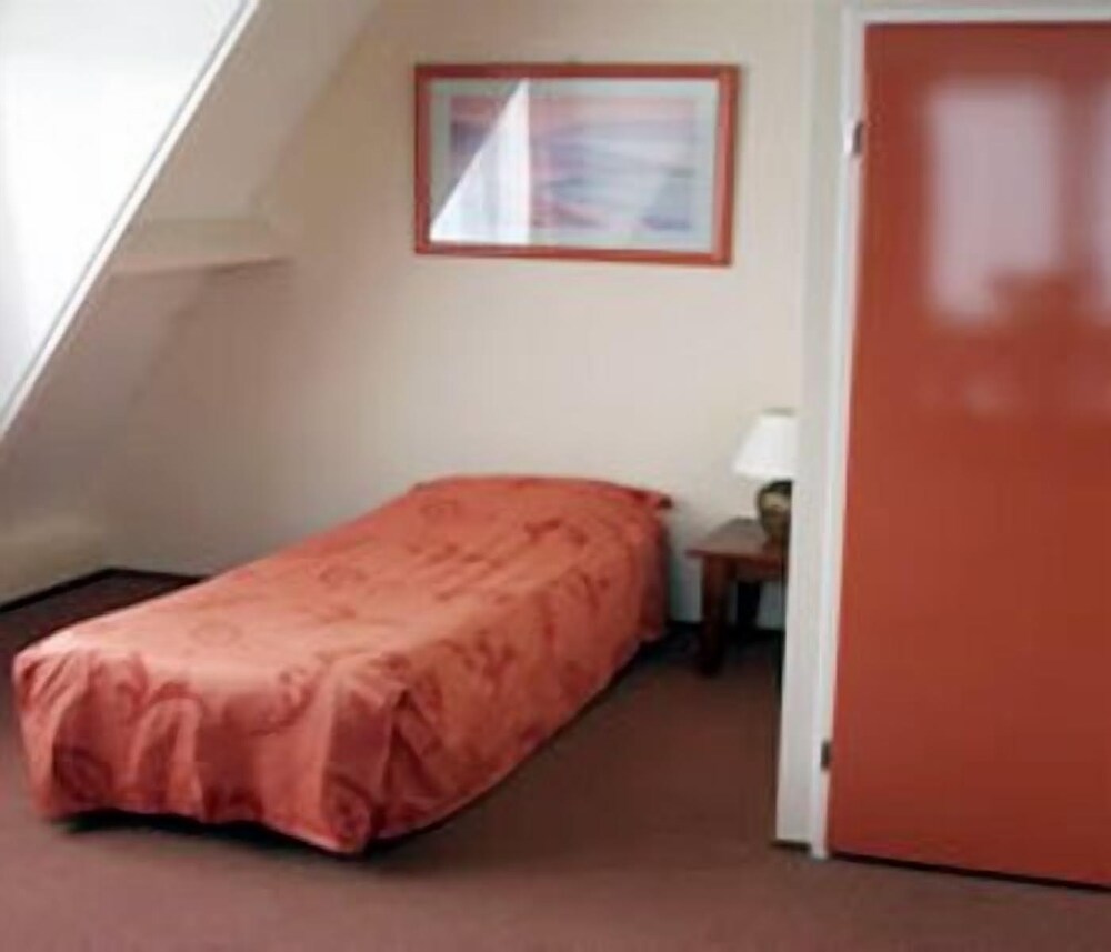 Steyn Hotel & Apartments — Zeist — photo 2