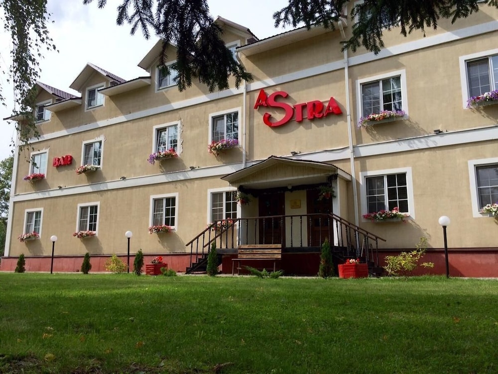 Astra Park Hotel - last minute hotel in Tunoshna