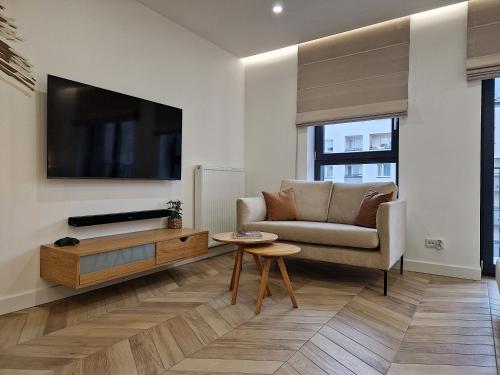 New Funcional Easy Stay High Standard Kraków apartment free garage parking — 4-Star Luxury Hotel in Krakow, Poland