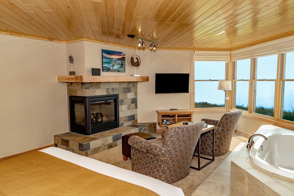 Surfside on Lake Superior - photo 11