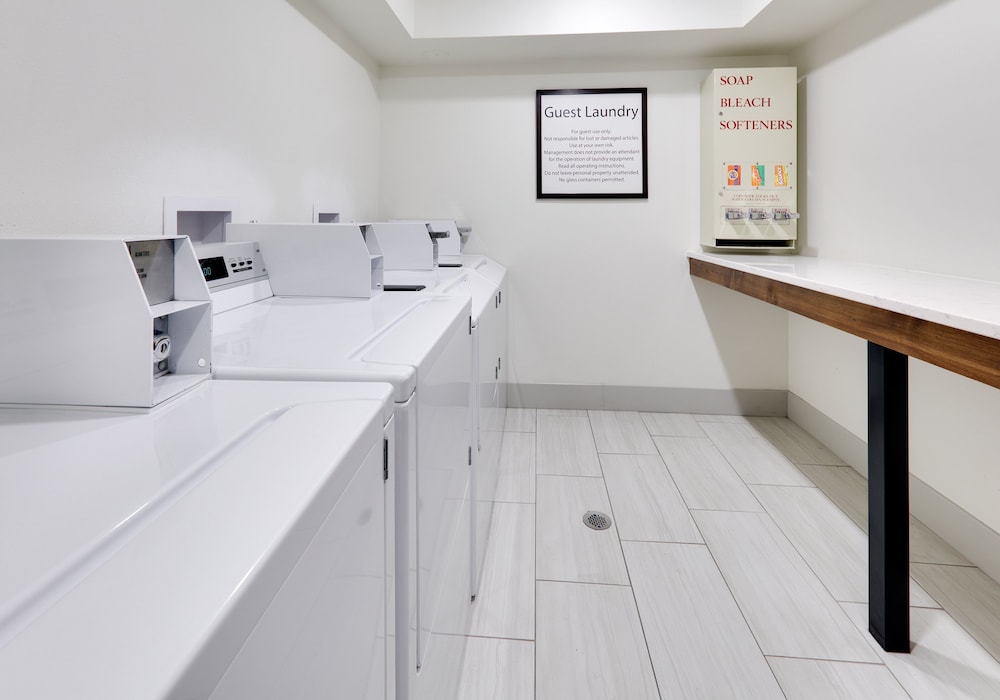 Holiday Inn Express Hotel & Suites Scottsbluff Gering by IHG - photo 22