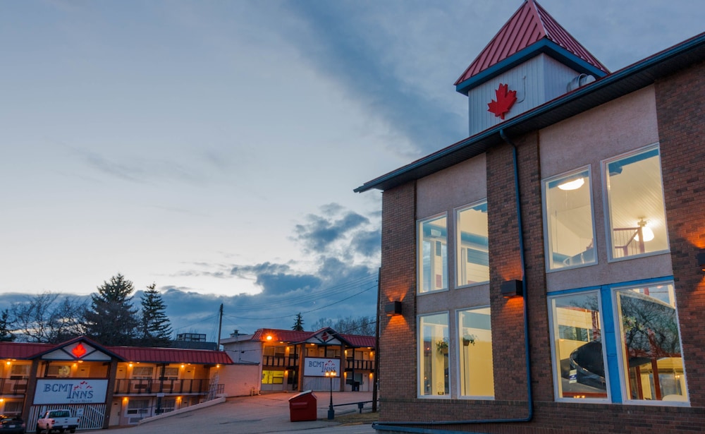 BCMInns Peace River — hotel in Peace River