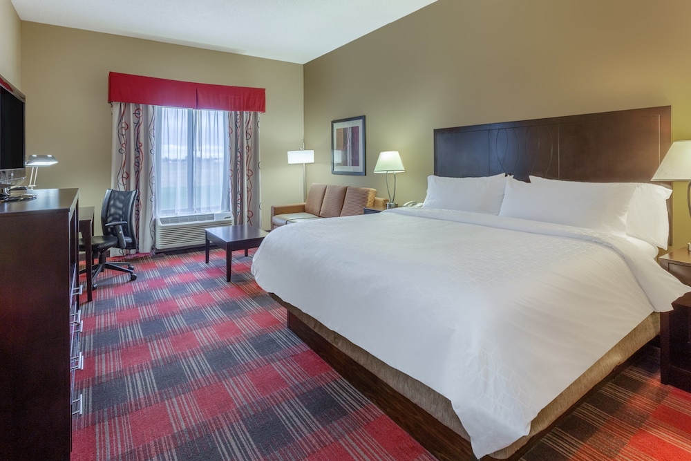Holiday Inn Express Hotel & Suites Bowling Green by IHG - photo 12