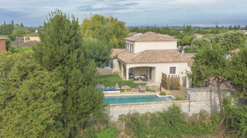 Anouk - carbon neutral hotel in Rognonas