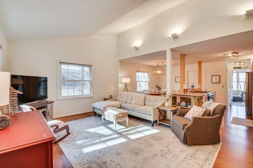 Lakefront Gem W Games In Westminster — Westminster