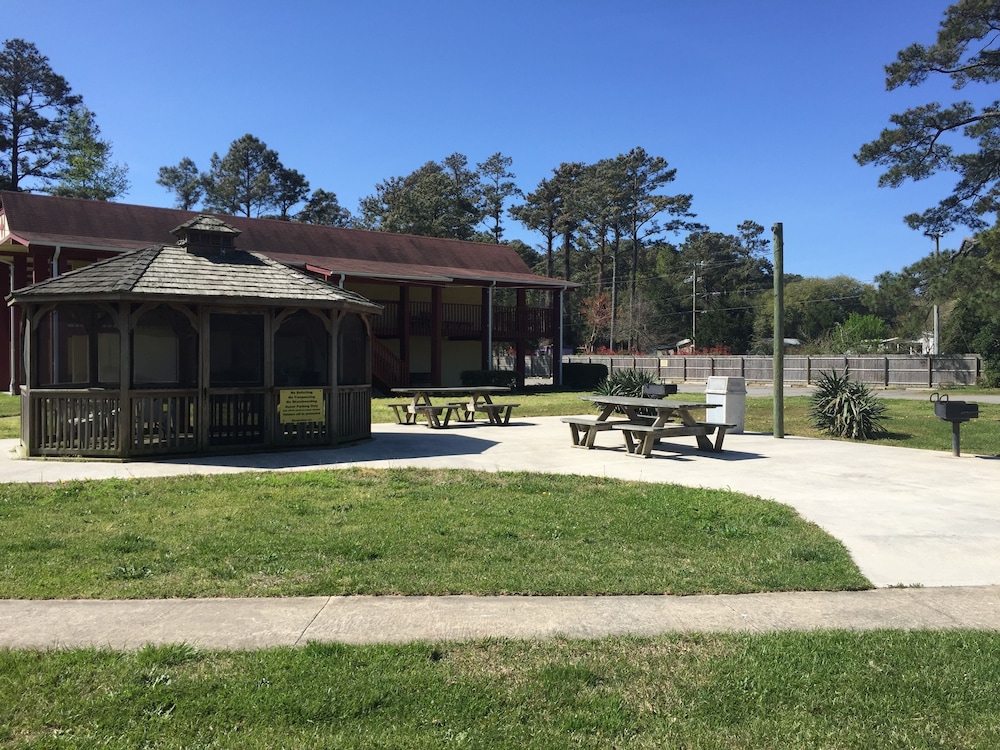 Hotel Manteo - photo 90