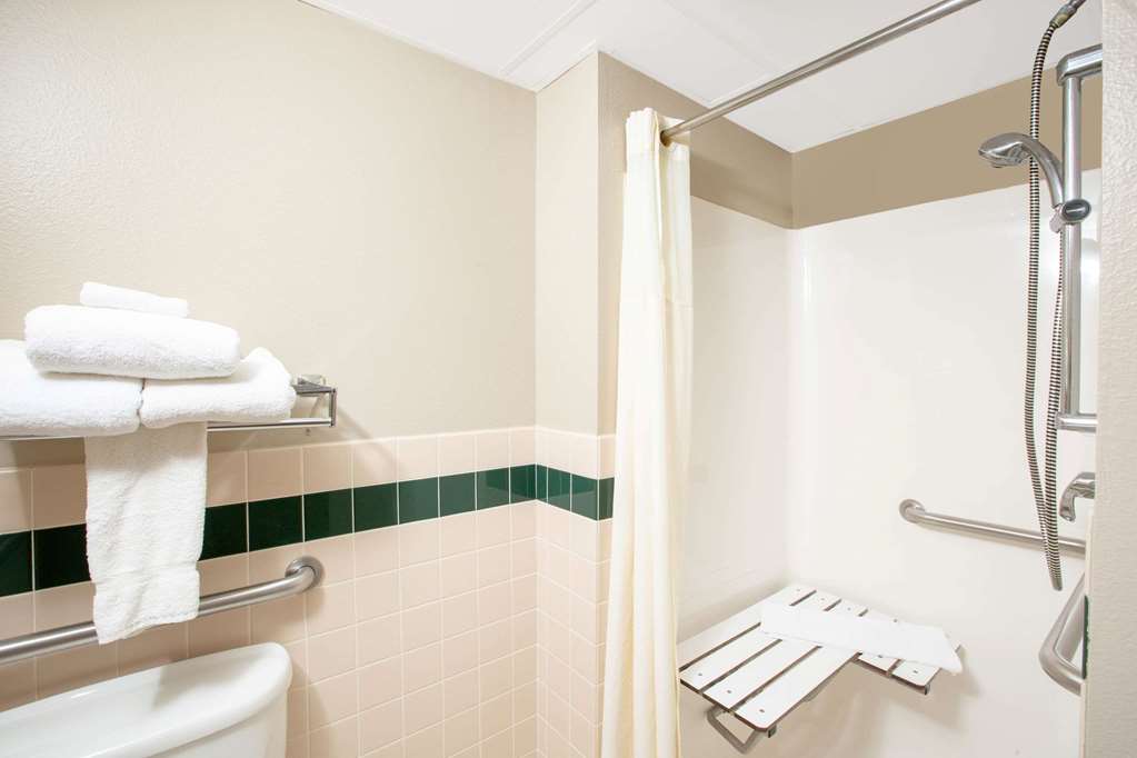 AmericInn by Wyndham Coralville - photo 13