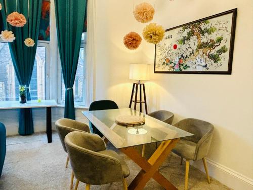 Glasgow Center West End Apartment — 4-Star Luxury Hotel in Glasgow, United Kingdom