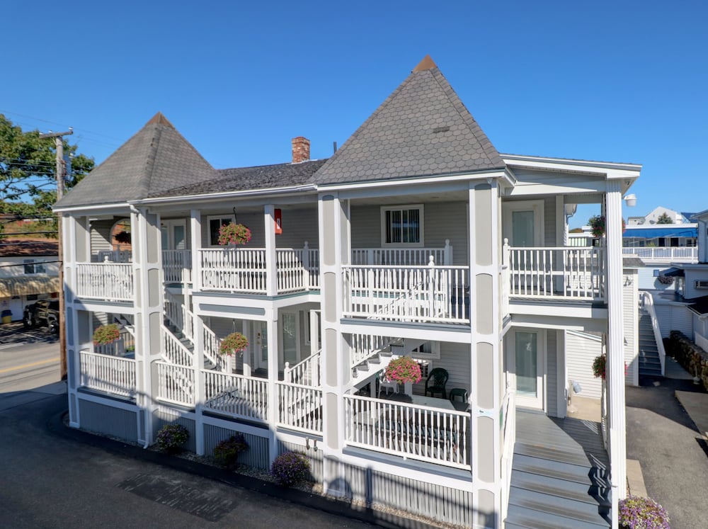 Sea View Inn - photo 89