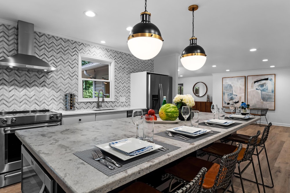 Queens Cove - photo 16