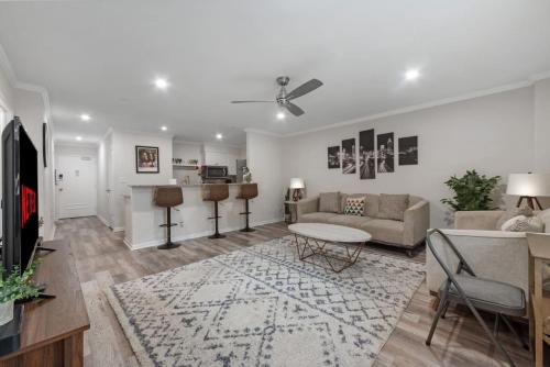 Walk to Everything Affordable Condo in Downtown — 4-Star Luxury Hotel in Atlanta, United States