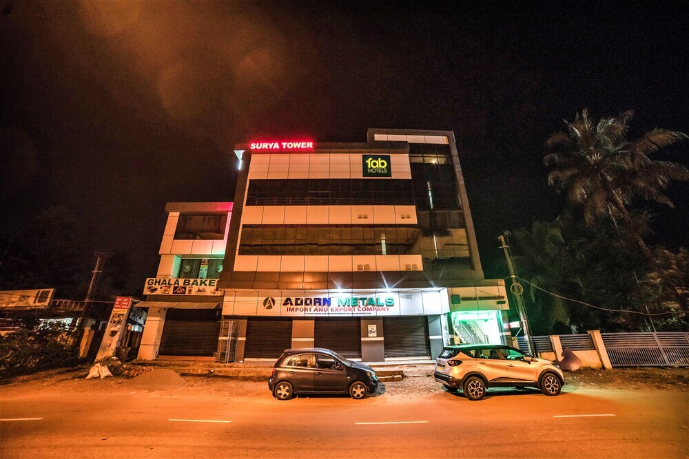 FabHotel Ghala Residency Inn Aluva in Aluva, India