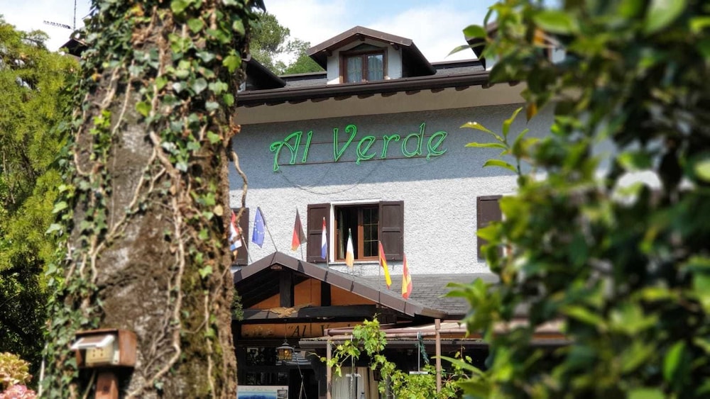 Hotel Al Verde — Mandello Del Lario