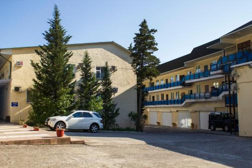 Moskva Hotel — hotel in Tuapse