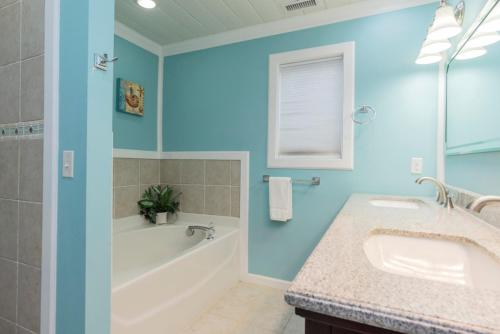 Diamond In The Rough by Oak Island Accommodations - photo 31