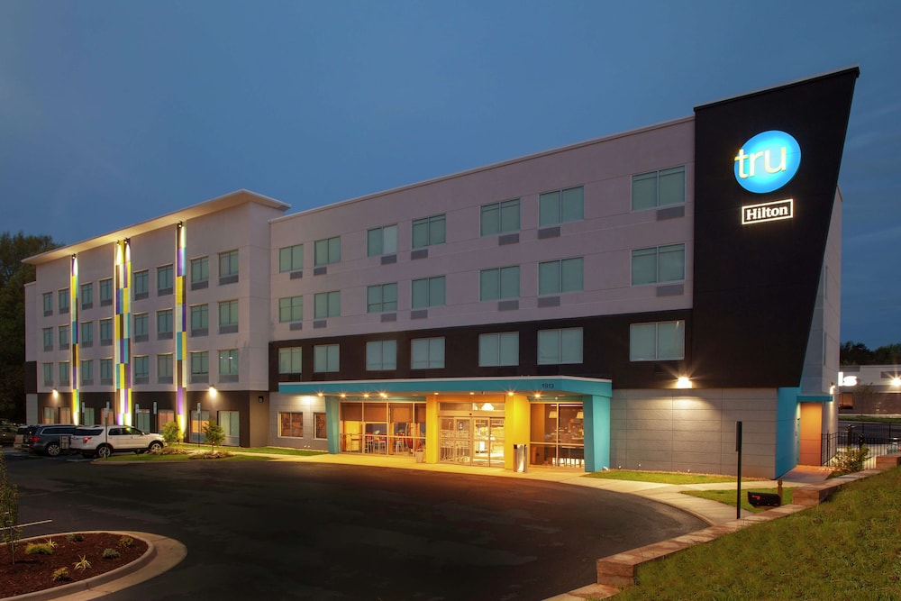 Tru by Hilton Farmville - photo 34