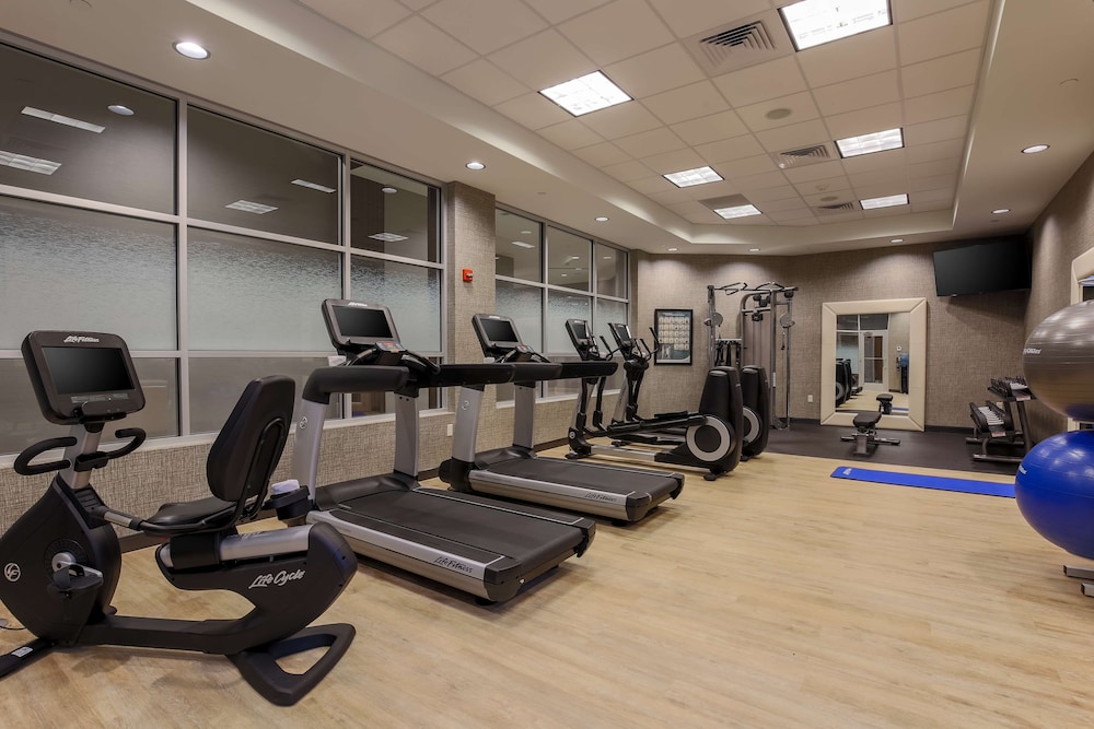 DoubleTree by Hilton Evansville - photo 48