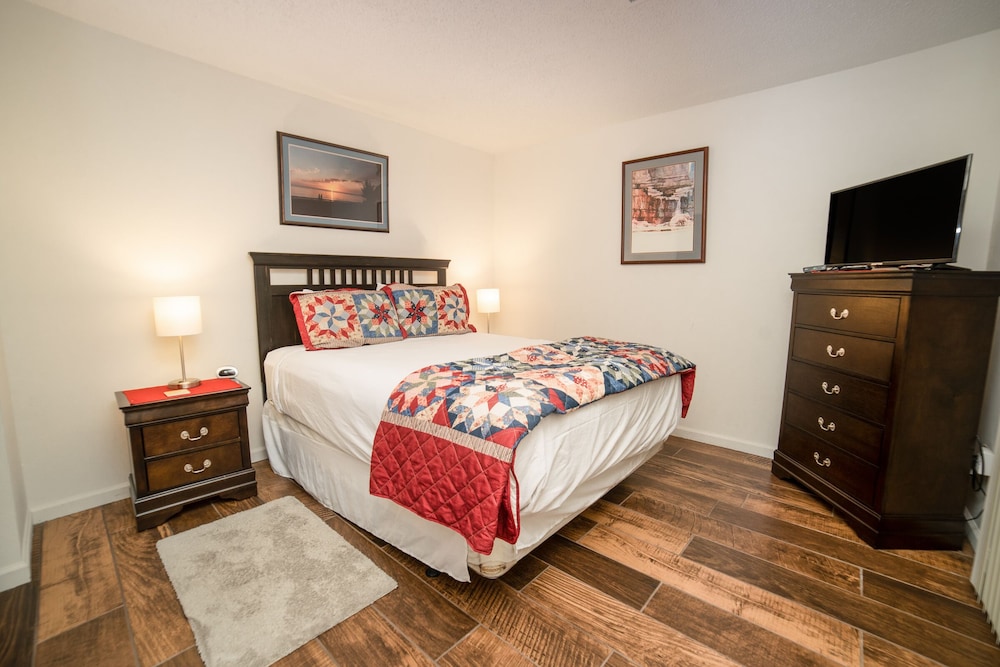 Pointe Royale Condominium Resort & Golf Course - photo 26