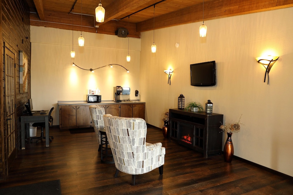 Northern Lights Inn Rugby - photo 3