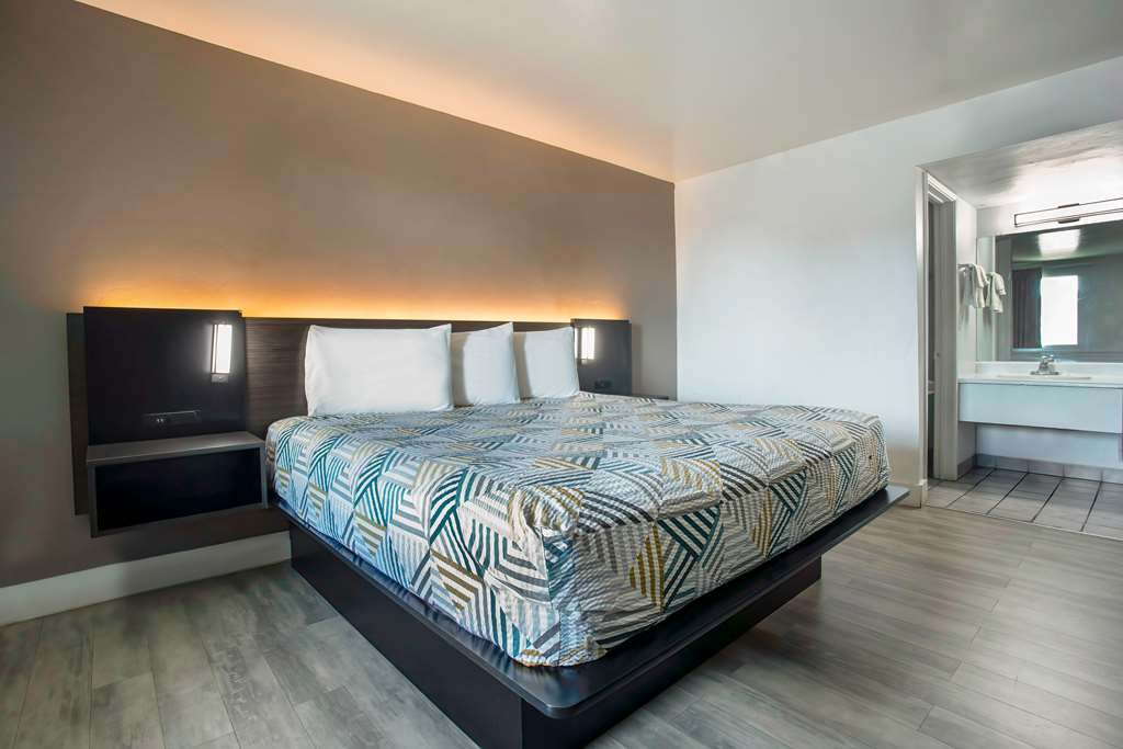 Motel 6 Tucson AZ East Williams Center - photo 10
