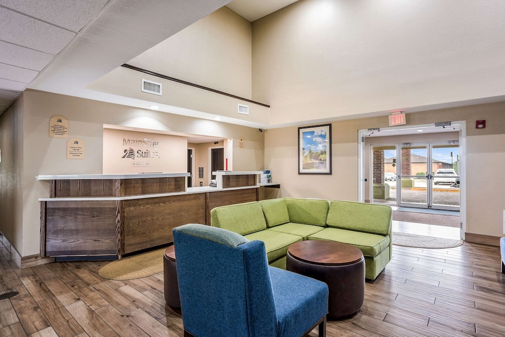MainStay Suites Cedar Rapids North Marion - photo 3