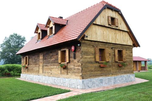 Holiday house Rustic Oak — 4-Star Luxury Hotel in Gospic, Croatia