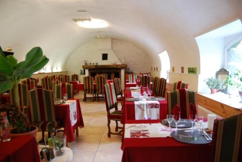 Logis Arum Hotel Restaurant — Orcines — photo 4