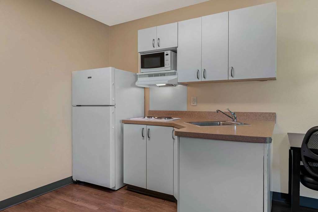 Extended Stay America Suites Sacramento Arden Way - photo 20