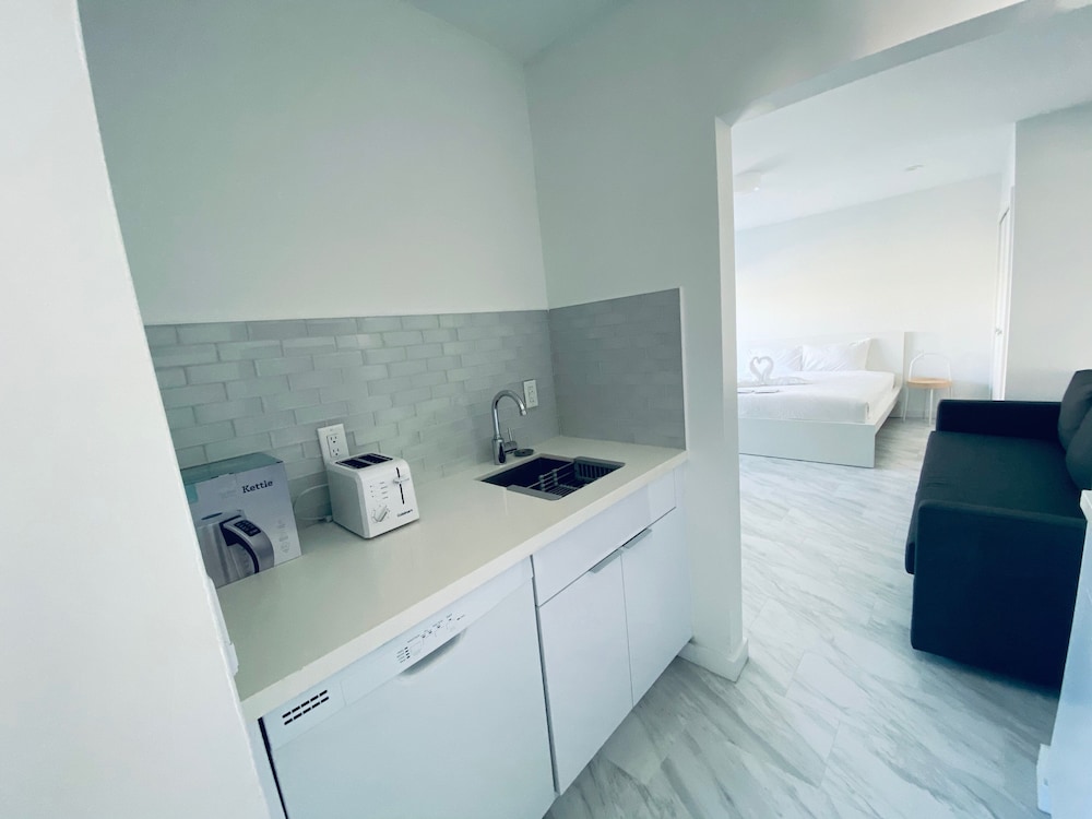 The Marlin Beachside - photo 72