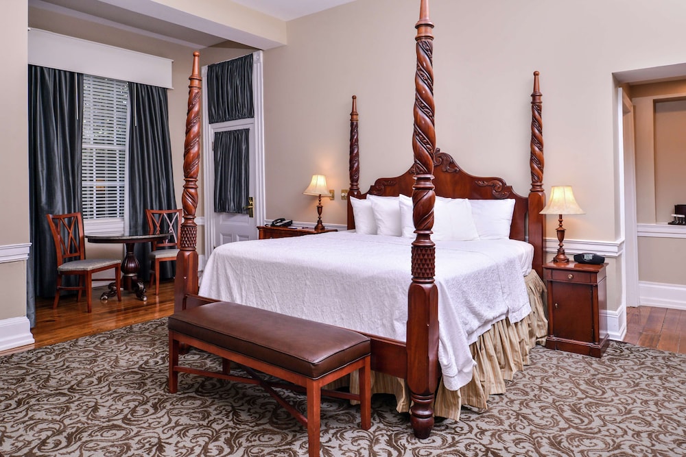 Hampton Inn Lexington Historic District - photo 7
