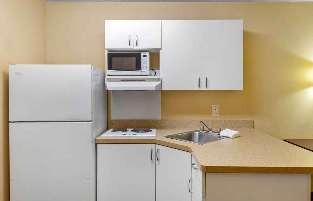 Extended Stay America Suites Jacksonville Camp Lejeune - photo 20