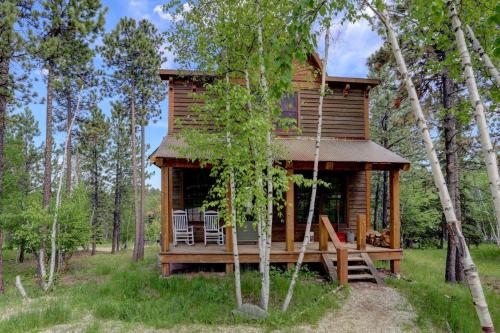 Mercantile Cabin — 4-Star Luxury Hotel in Lead, United States