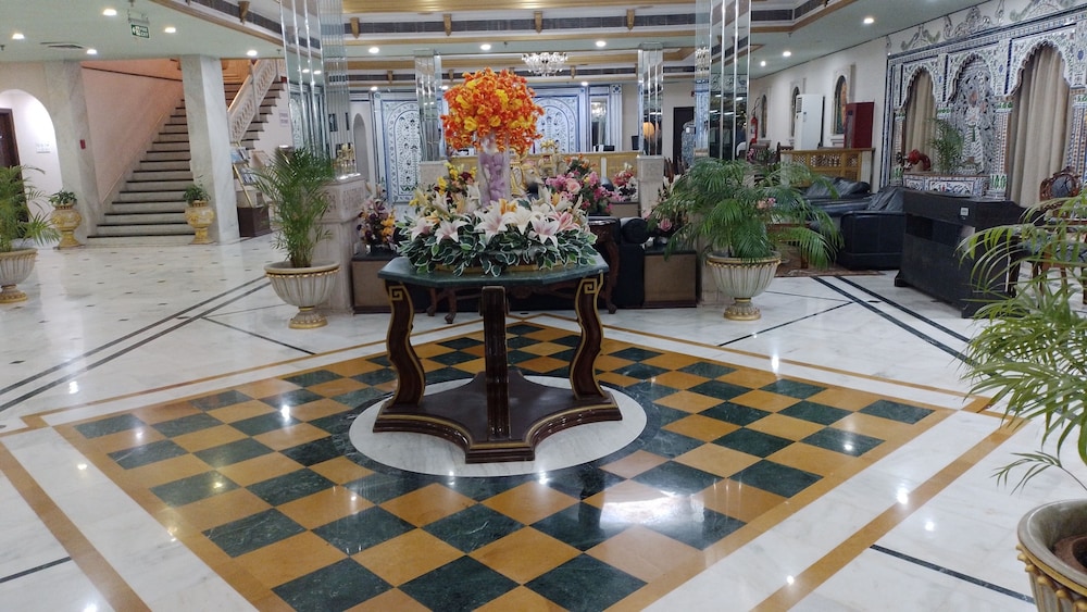 Empires Hotel — Bhubaneshwar — photo 3