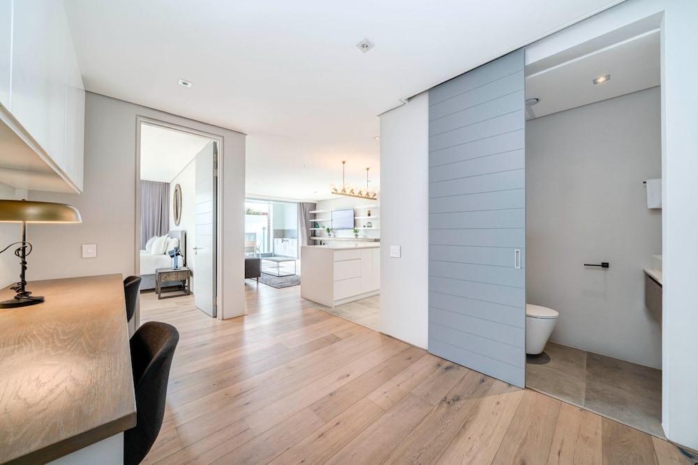 Deluxe Luxury 2 Bedroom Apartment Seapoint