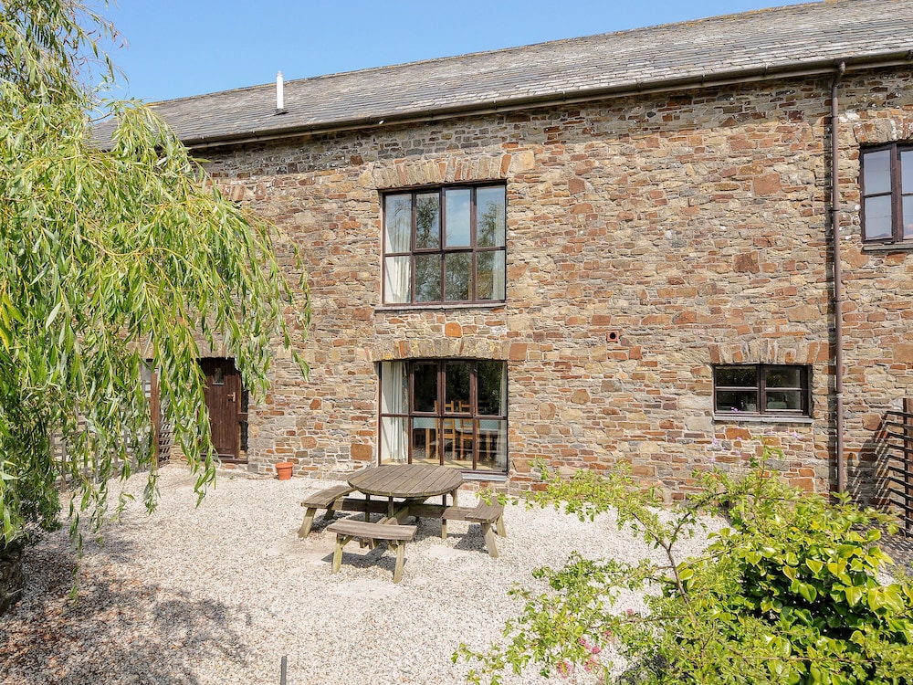 The Shippon - carbon neutral hotel in Bude