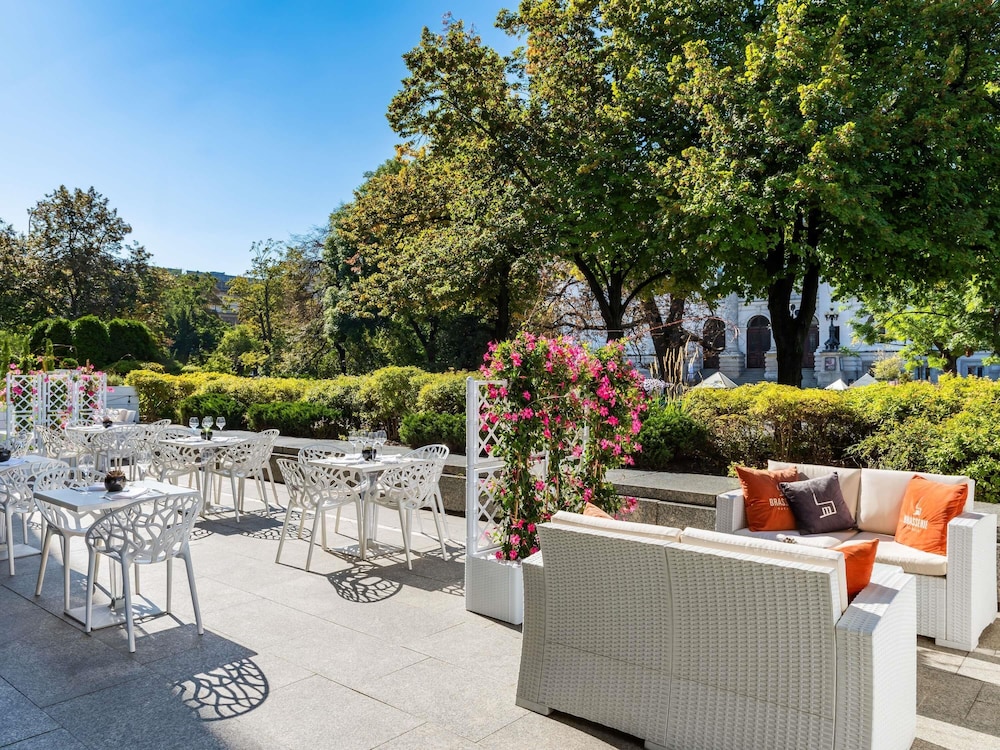 מזון ומשקאות