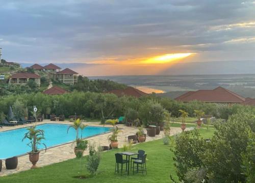 Kilimani Executive Suites With Gym Heated Pool Sauna Steam room — 4-Star Luxury Hotel in Nairobi, Kenya