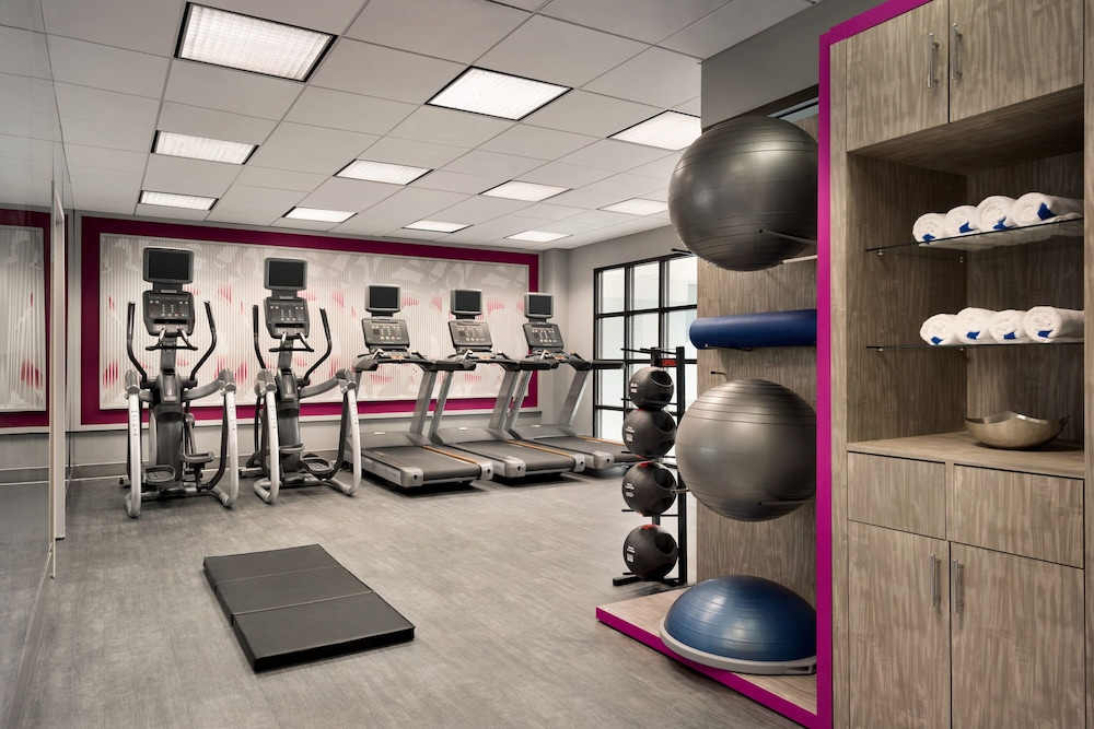 Crowne Plaza Englewood by IHG - photo 12
