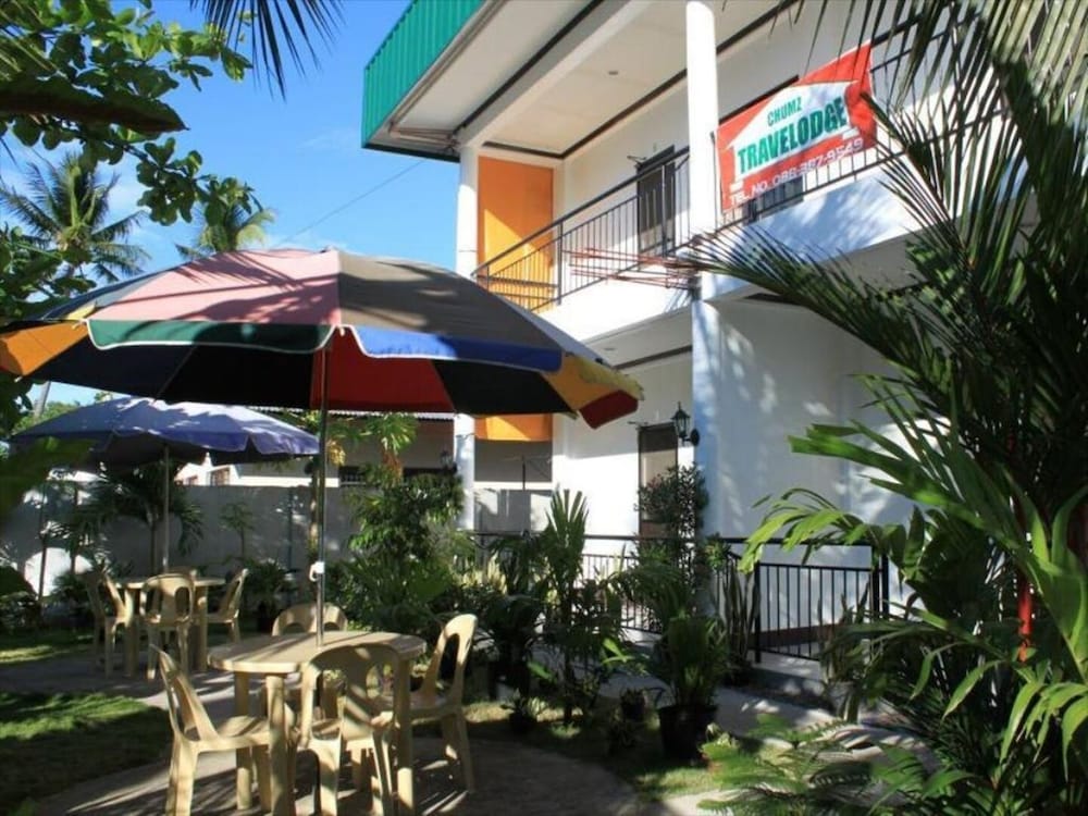 Camiguin Chumz Travelodge — hotel in Mambajao
