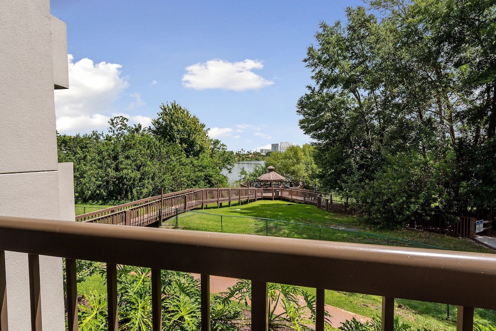 The Enclave Hotel and Suites - photo 59