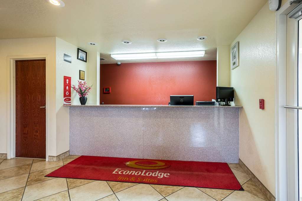Econo Lodge Inn & Suites Searcy - photo 8