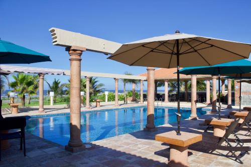 Ananta Hotel — hotel in Martinez De La Torre