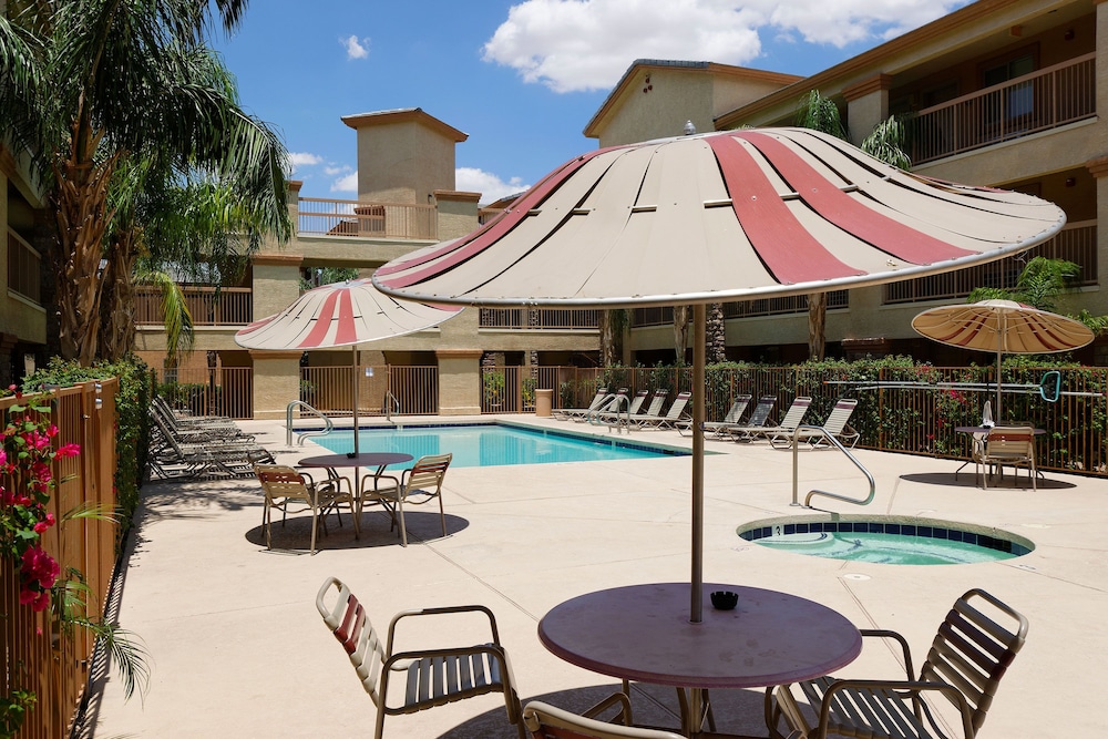 Siegel Select Casa Grande - photo 13