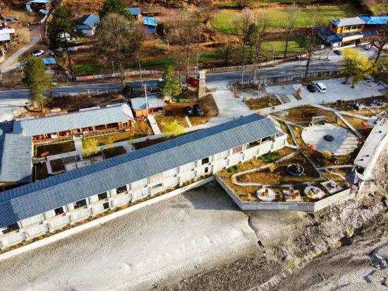 Guxiang Lake Manor in Zhamog, People's Republic of China