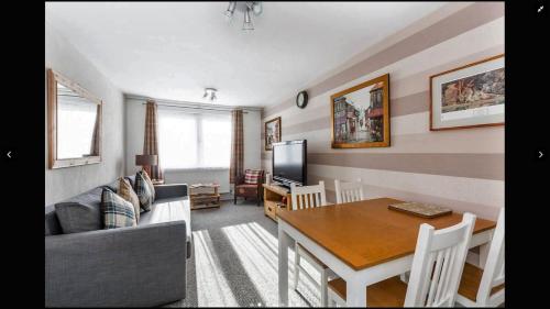 Lovely One Bedroom Apartment in Stratford — 4-Star Luxury Hotel in London, United Kingdom
