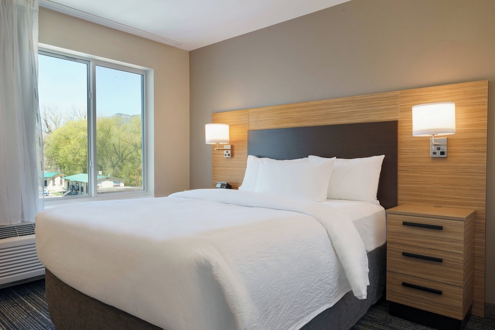 TownePlace Suites by Marriott Logan - photo 8