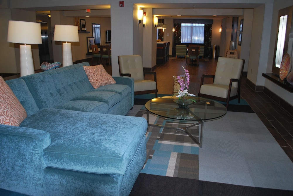 Hampton Inn Shreveport Airport - photo 6